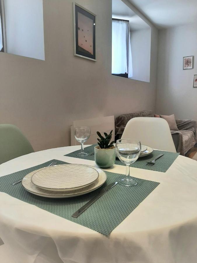 Proche Gare, Cosy, Courte Et Moyenne Duree Apartment Bellegarde-sur-Valserine Exterior photo